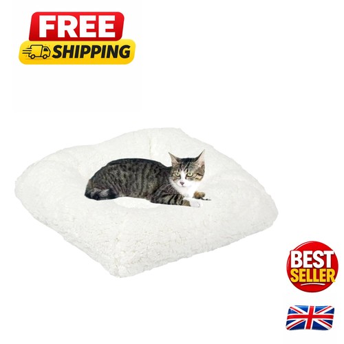 Lambs wool pet - cushion,